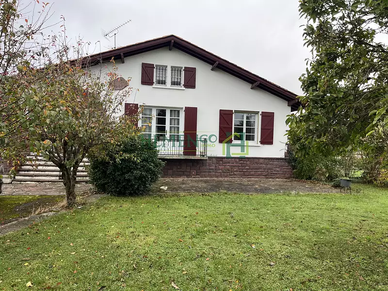 Maison, 234 m²