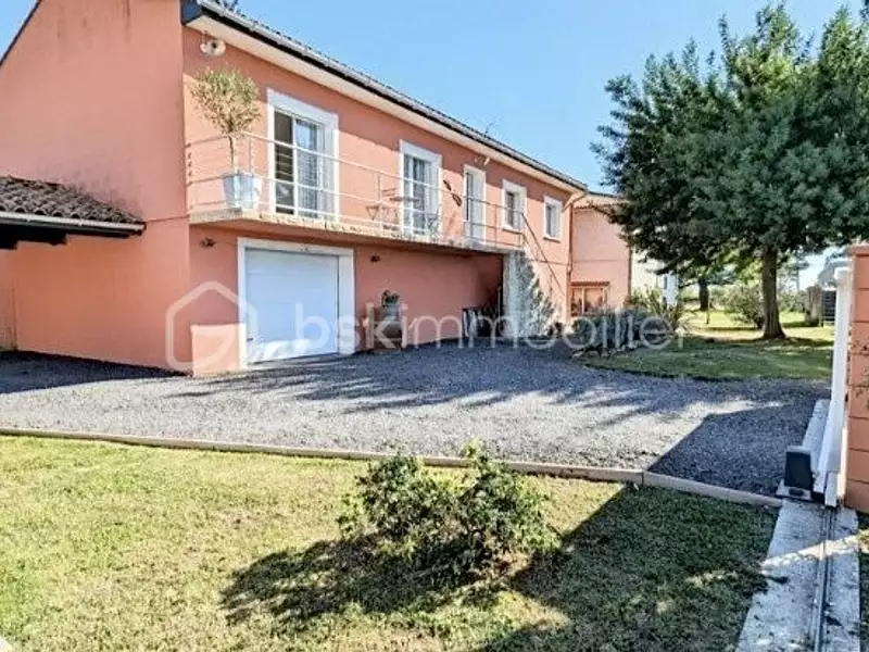 Maison, 159 m²