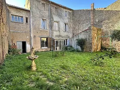 Maison, 240 m²