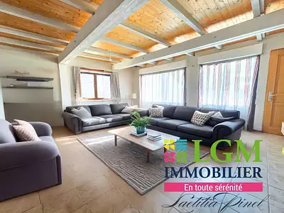 Maison, 206 m²