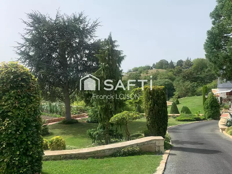 Maison, 220 m²