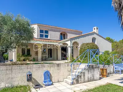 Maison, 190 m²