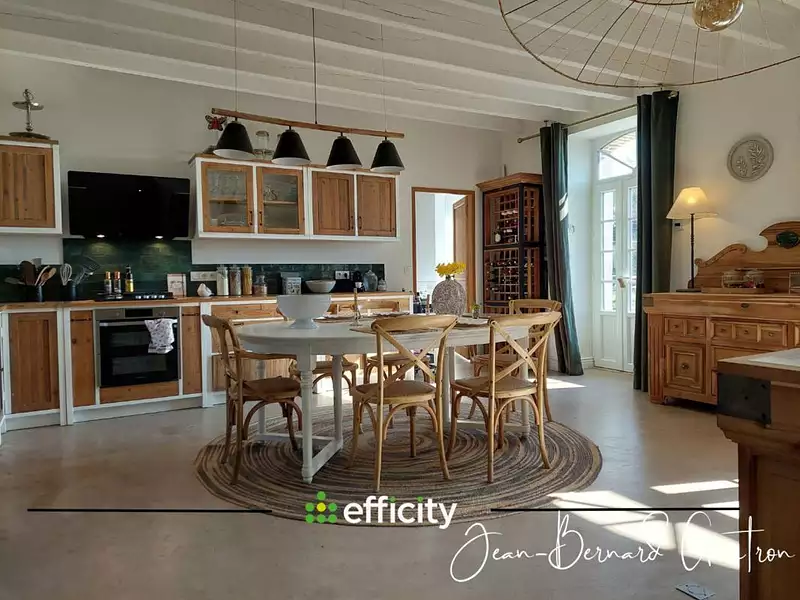 Maison, 213 m²