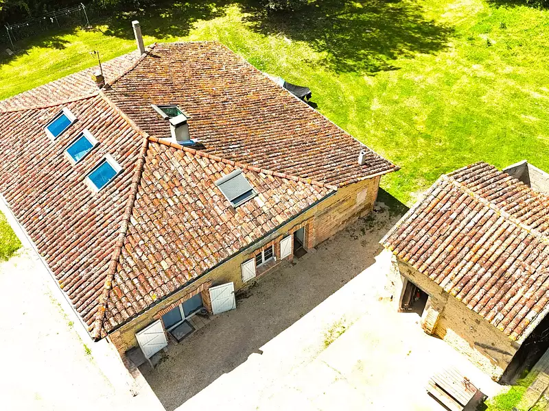 Maison, 221 m²