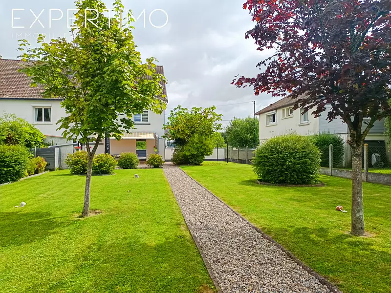Maison, 101,6 m²