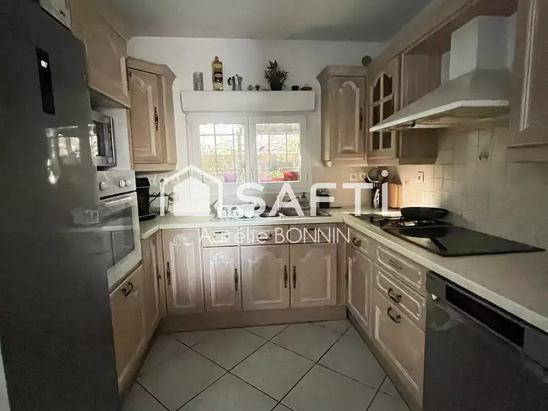 Maison, 145 m²