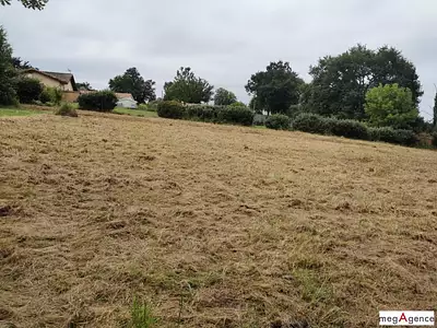 Terrain, 2 388 m²