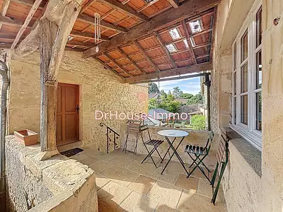 Maison, 240 m²