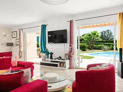 Maison, 267 m²
