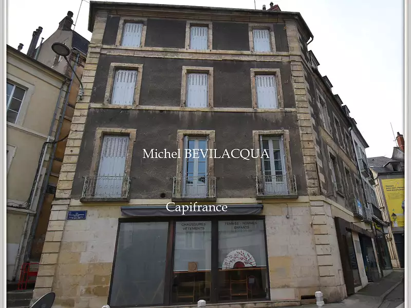 Immeuble, 292 m²