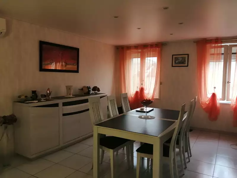 Maison, 90 m²