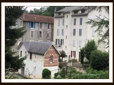 Immeuble, 650 m²