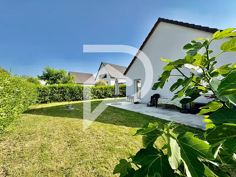 Maison, 93 m²