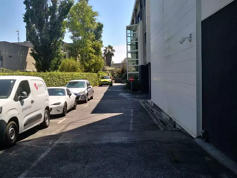 Divers, 600 m²