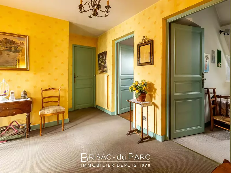Maison, 185 m²