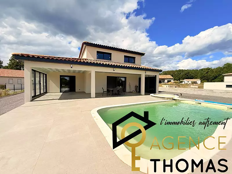 Maison, 185 m²