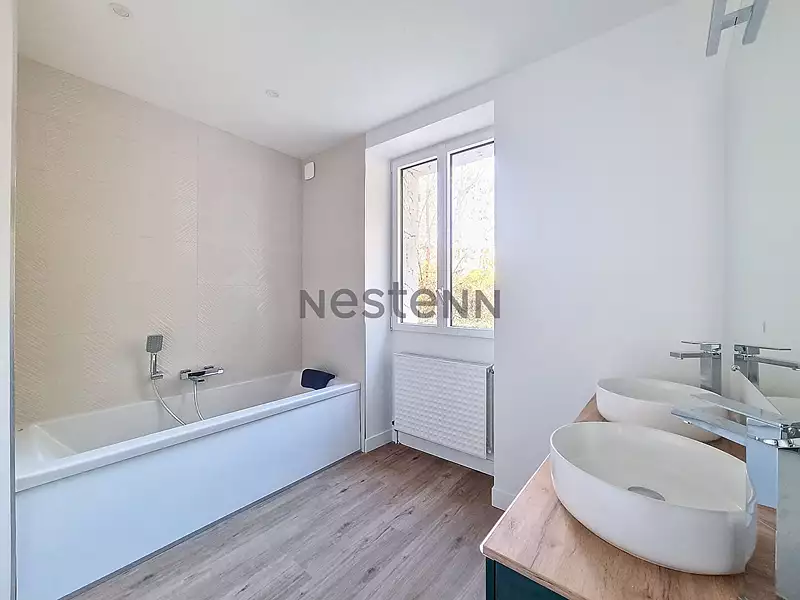 Maison, 234 m²