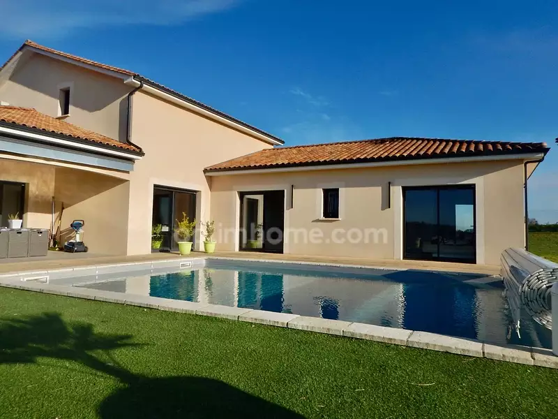 Maison, 200 m²