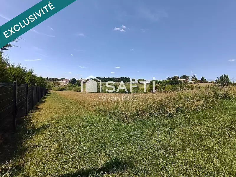 Terrain, 2 000 m²