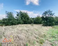Terrain, 10 076 m²