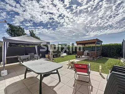 Maison, 99 m²