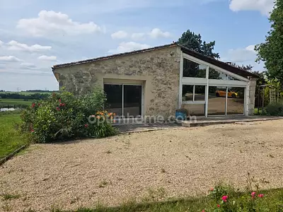 Maison, 225 m²
