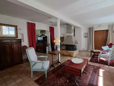 Maison, 216 m²