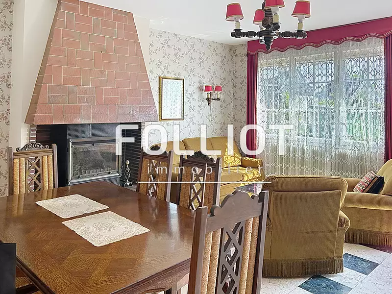 Maison, 165 m²