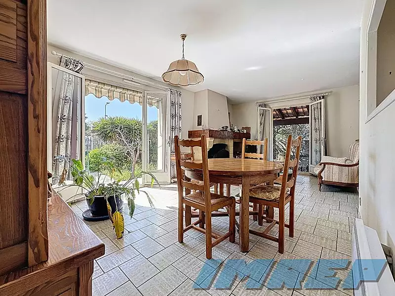Maison, 105 m²