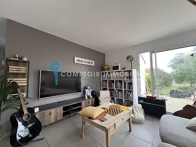 Maison, 99 m²