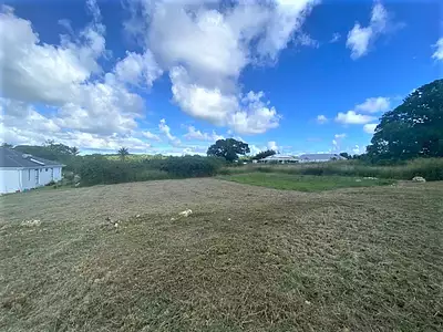 Terrain, 856 m²