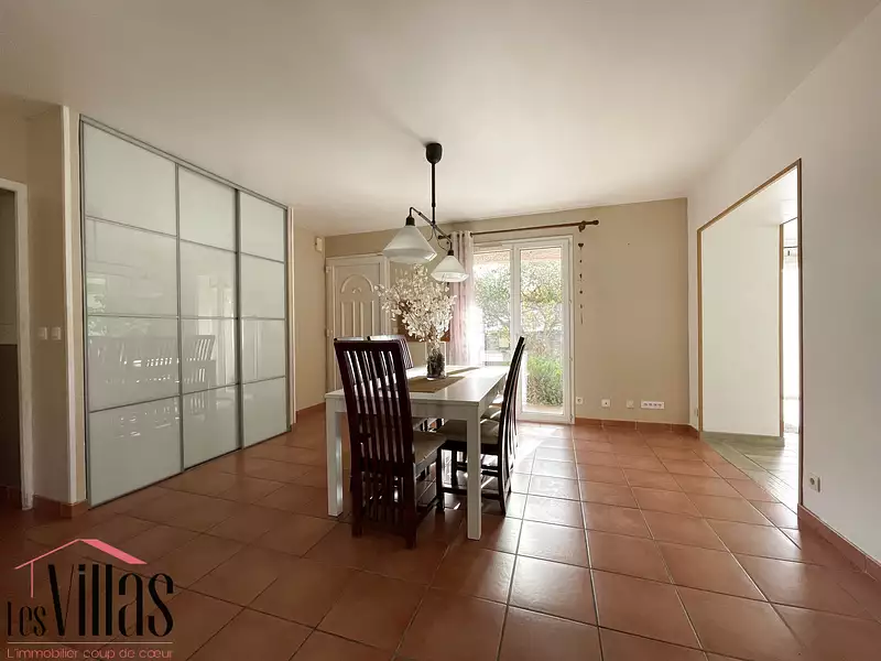 Maison, 163 m²