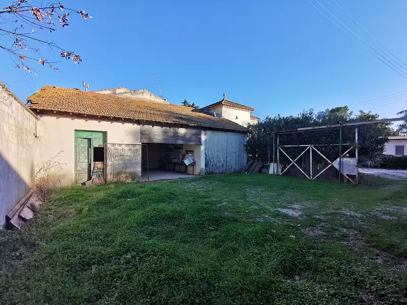 Divers, 831 m²