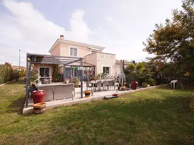 Maison, 135 m²