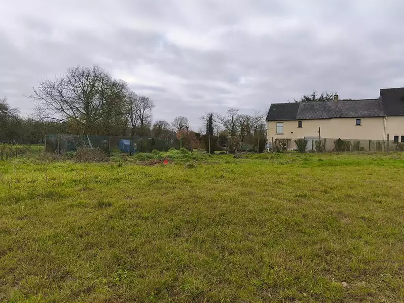 Terrain, 855 m²