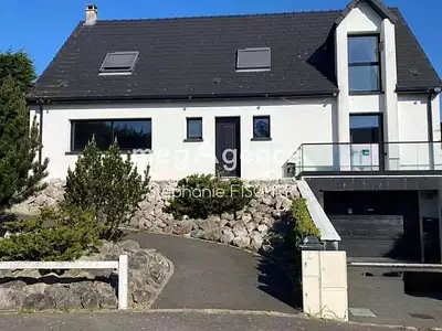 Maison, 210 m²
