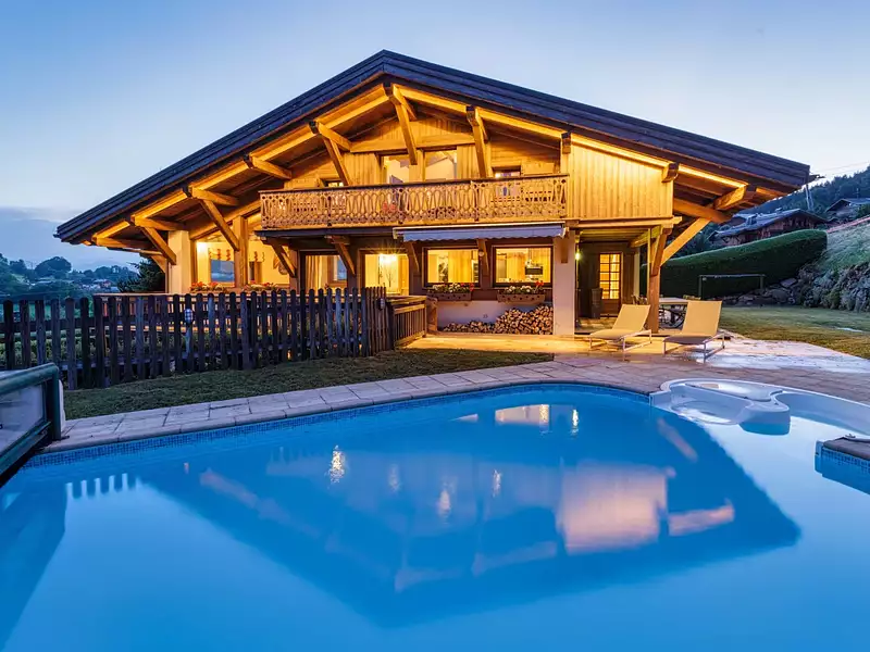 Maison, 285 m²