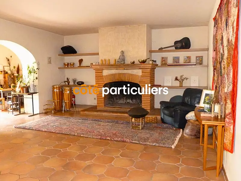 Maison, 384 m²