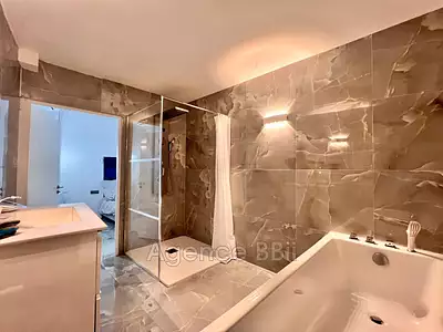 Appartement, 157 m²