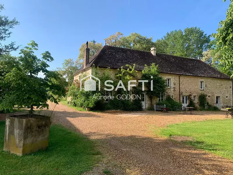 Maison, 480 m²