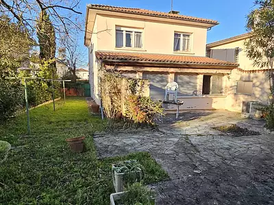 Maison, 162 m²