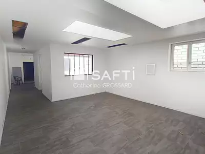 Immeuble, 225 m²