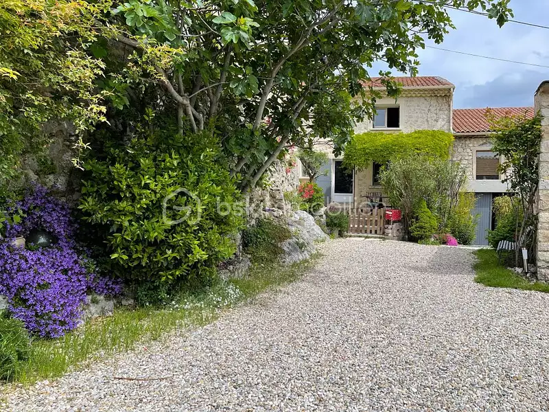 Maison, 230 m²