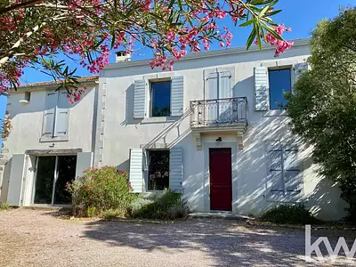 Maison, 240 m²