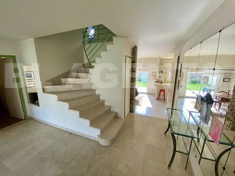 Maison, 140 m²