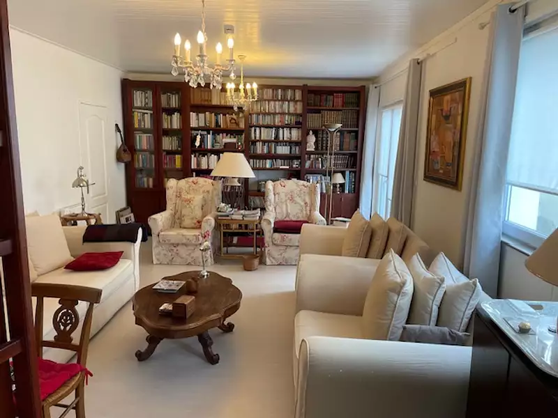 Immeuble, 348,31 m²