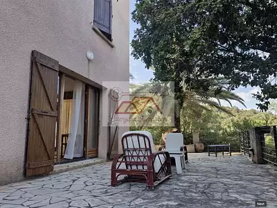 Maison, 250 m²