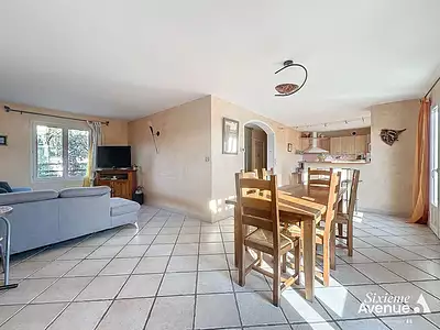 Maison, 123 m²