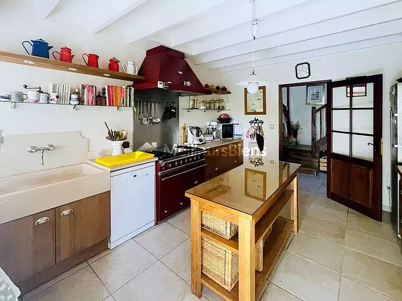 Maison, 208 m²