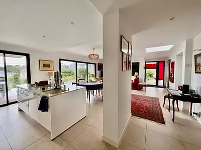 Maison, 225 m²